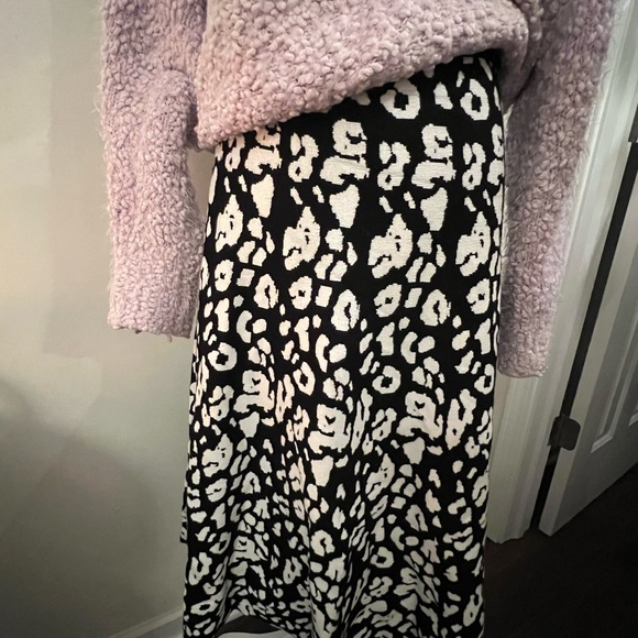 🎀PHILOSOPHY 🎀 Animal Print Heavy A-line Full Sweater Skirt size XL - Picture 1 of 3